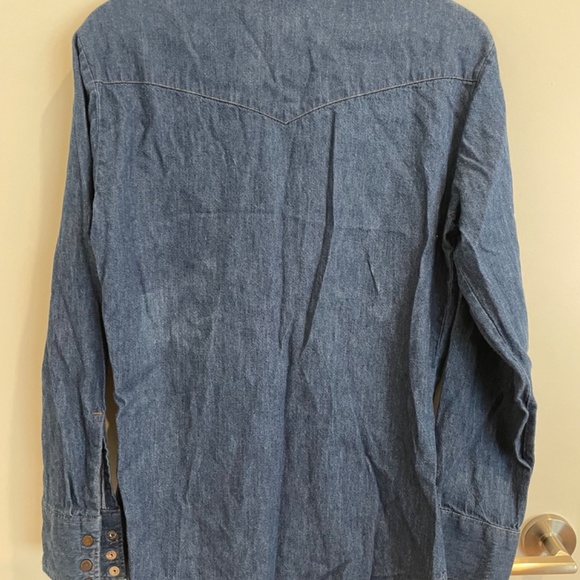 Vintage Levi’s western jean shirt size small mens - Picture 4 of 4